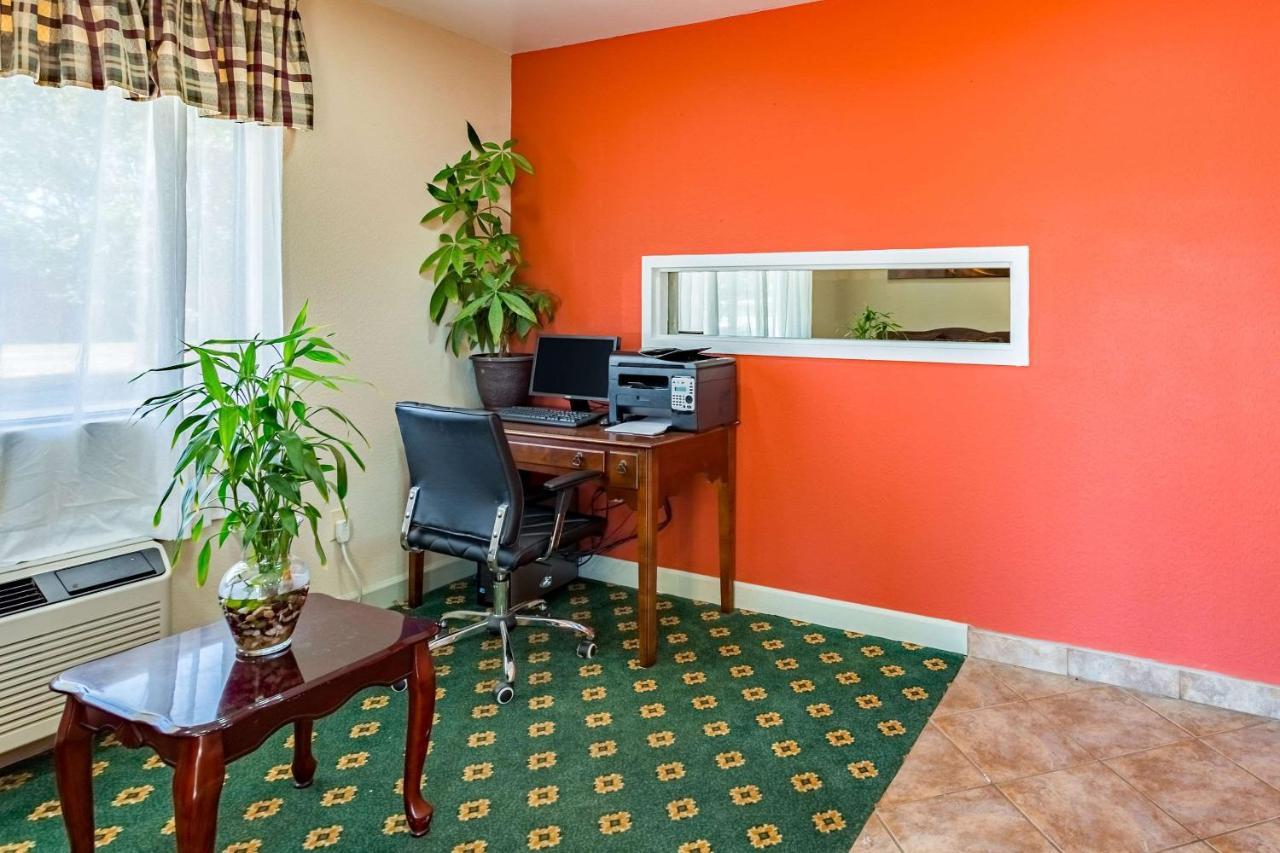 Econo Lodge Ripley Exteriér fotografie